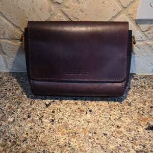 Portland Leather Medium Grizzly Metro Crossbody